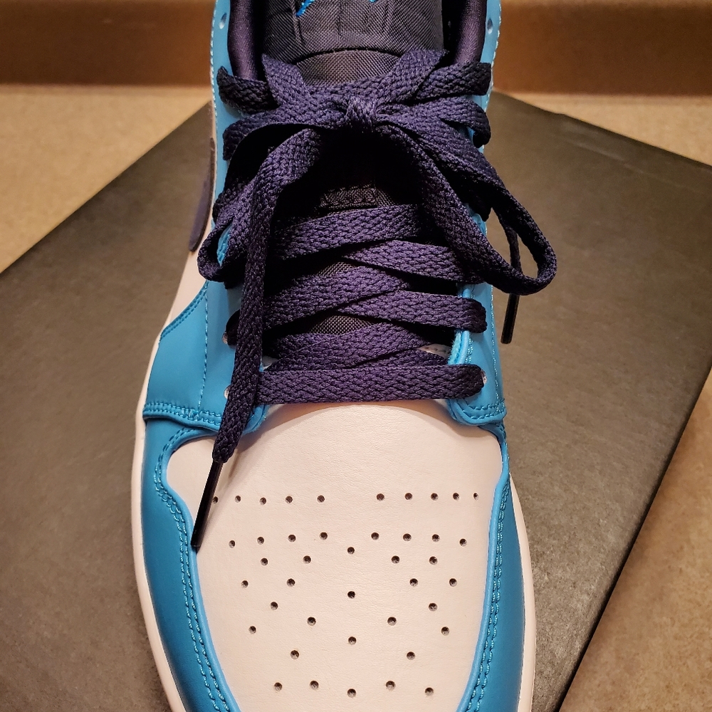 AIR JORDAN LOW's